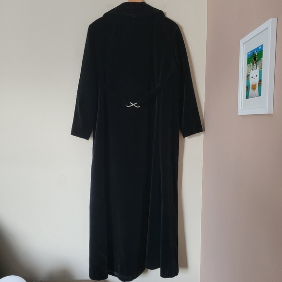 Vintage Retro 70s Long Black Velvet Double Breasted Maxi Duster Coat Size Large - Picture 2 of 11